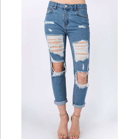 Retro Straight-leg Distressed Holey Ripped Jeans - Picture 8 of 9
